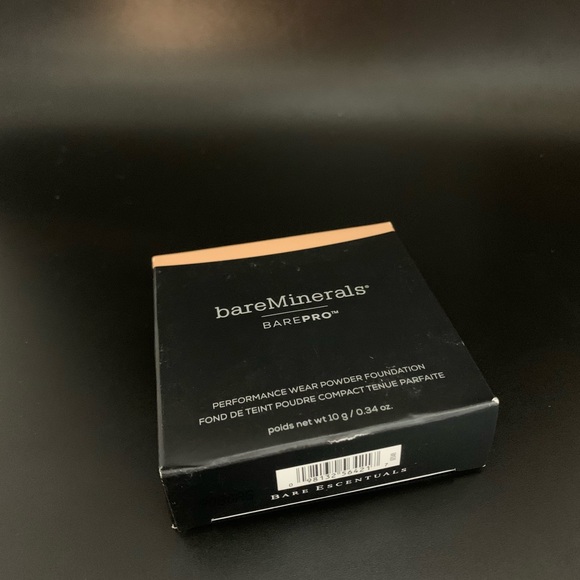 Bare Minerals BarePro Powder Foundation 10.5 Linen - Picture 3 of 4